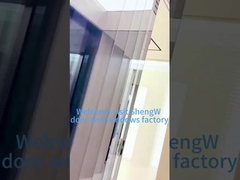 Puerta corredera con vidrio