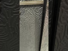 Puerta de entrada grande