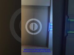 Puerta de aluminio de puente roto