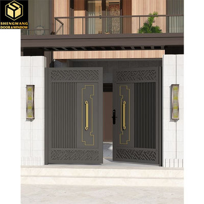 Puerta de jardín de cobre con pantalla corredera negra y puerta de cobre estéticamente atractiva